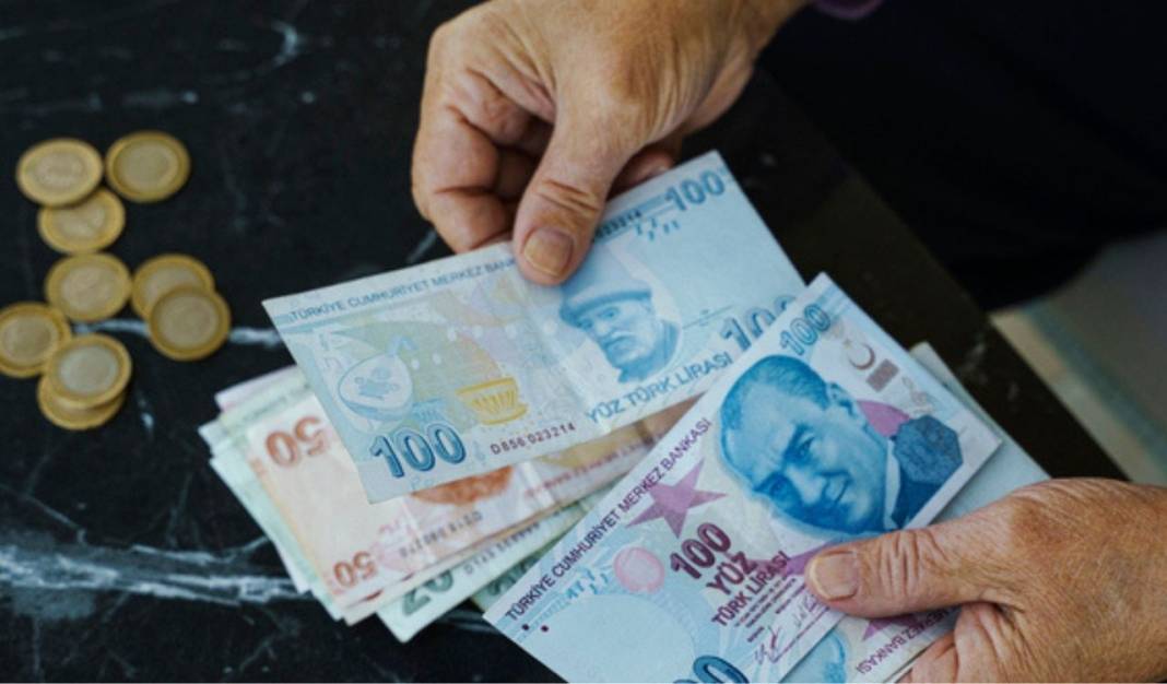 TÜM ÇALIŞANLARI YAKINDAN İLGİLENDİRİYOR: Ödenen vergiler emeklilikte nasıl karşılık buluyor? Özgür Erdursun teker teker açıkladı 6